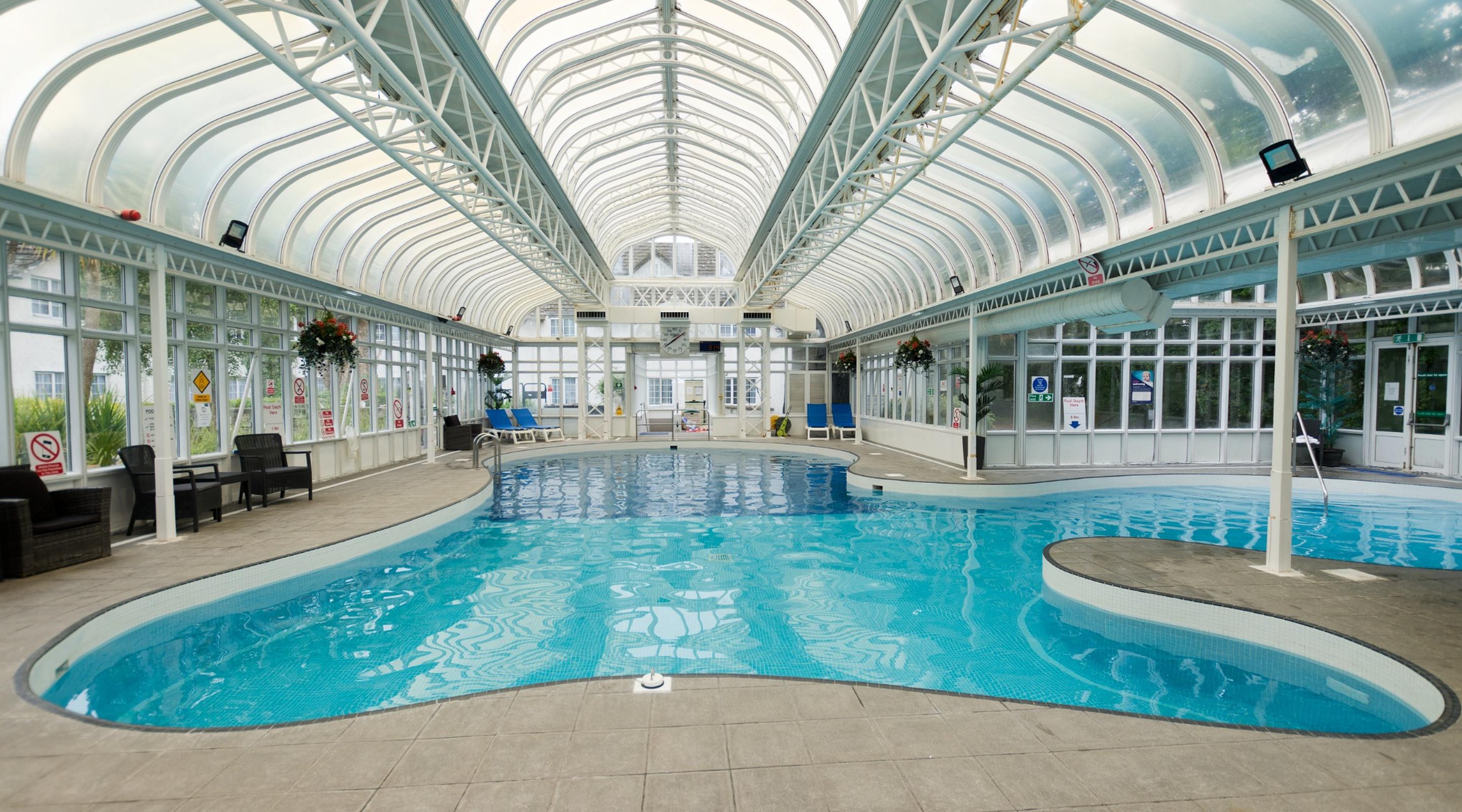 Basingstoke Country Hotel Swimming Pool 